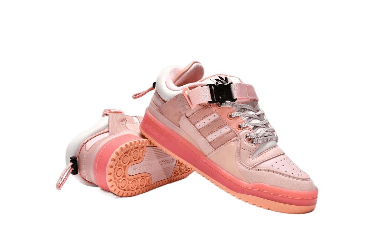 Adidas bad bunny цена. Adidas forum Low Bad Bunny Pink. Кроссовки адидас бэд Банни. Кроссовки Bad Bunny x adidas. Sneakers adidas Bad Bunny.